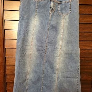 Long jean skirt